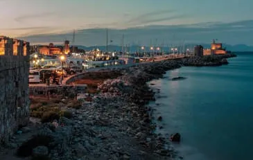 Mandraki-Harbour Mandraki-Harbour